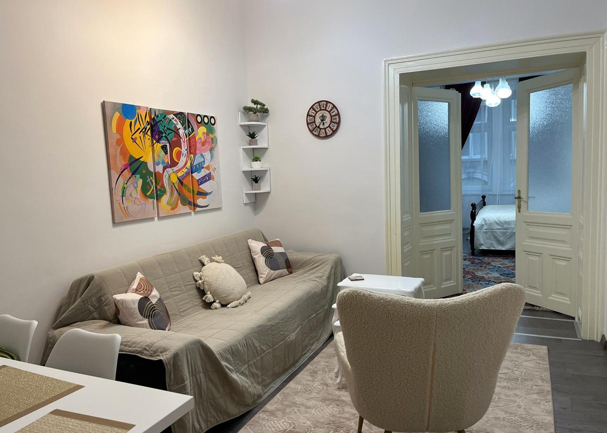 Main Street Retreat Apartment With Free Parking SJJ Exteriér fotografie